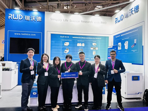 Z6·尊龙凯时在德国 analytica 2024 中尽展国产力量